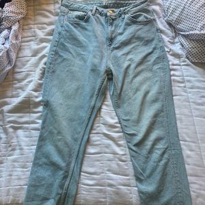 Straight leg Jeans